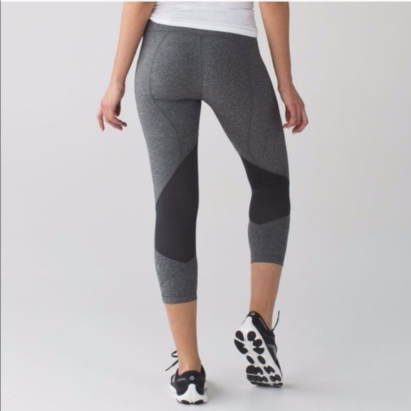 lululemon athletica Pants - Lululemon Pace Rival Crops Gray / Hot Pink